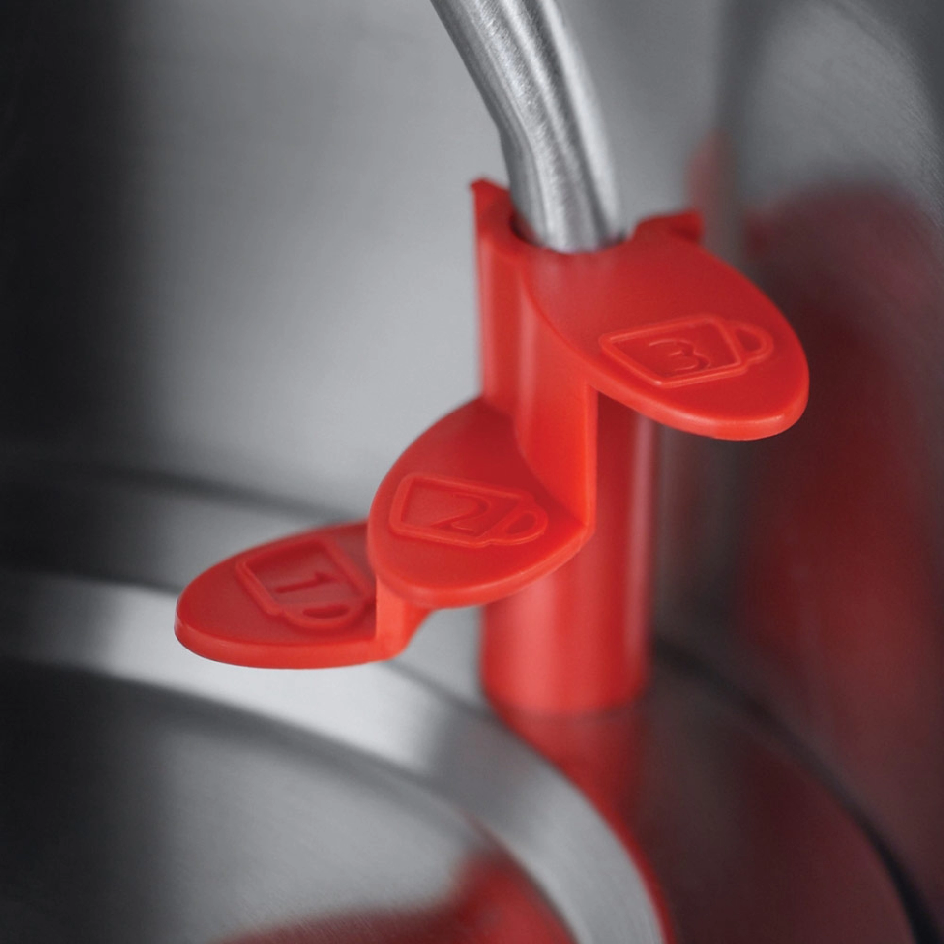 Електрическа кана Russell Hobbs Inspire 24361-70 черна - Image 4
