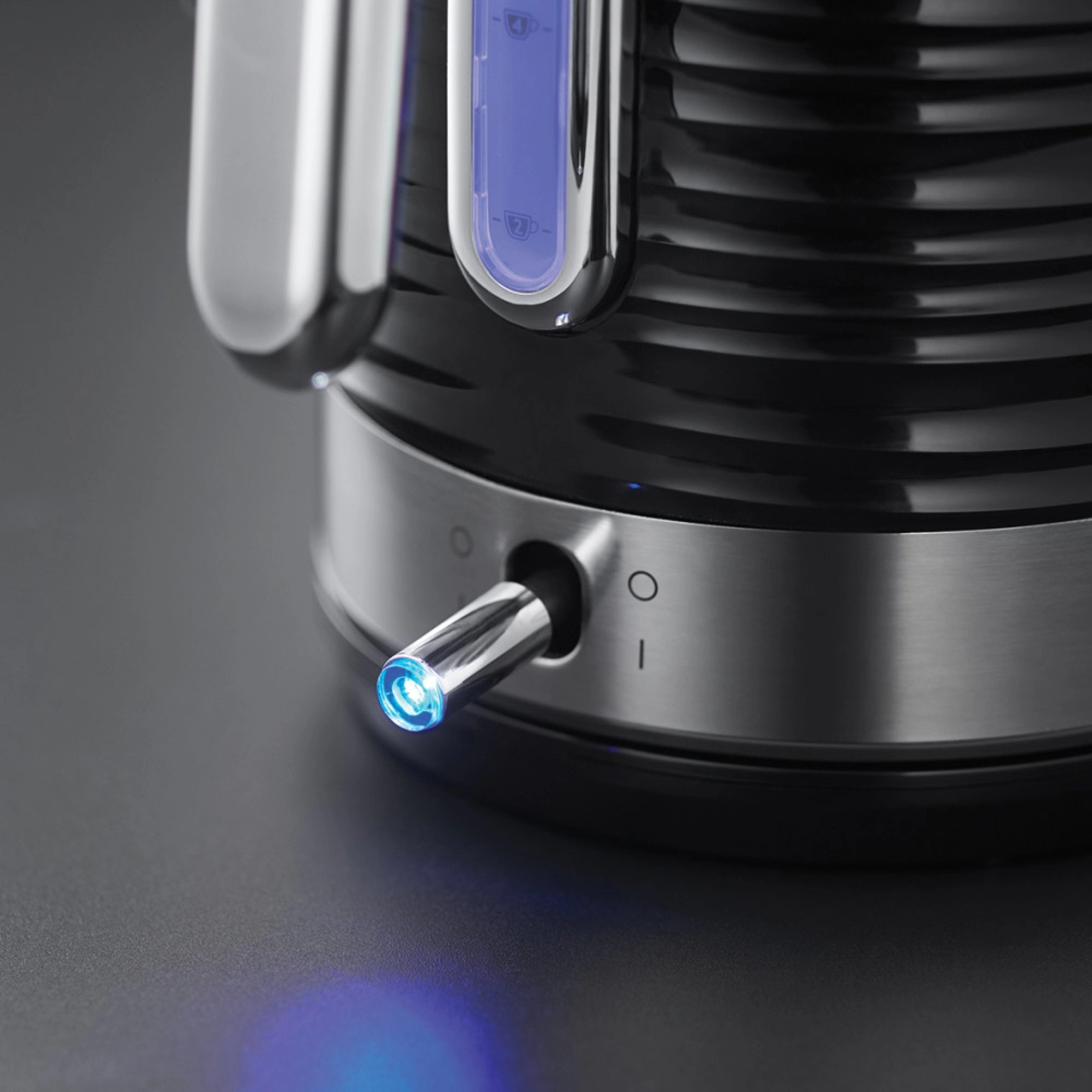Електрическа кана Russell Hobbs Inspire 24361-70 черна - Image 5