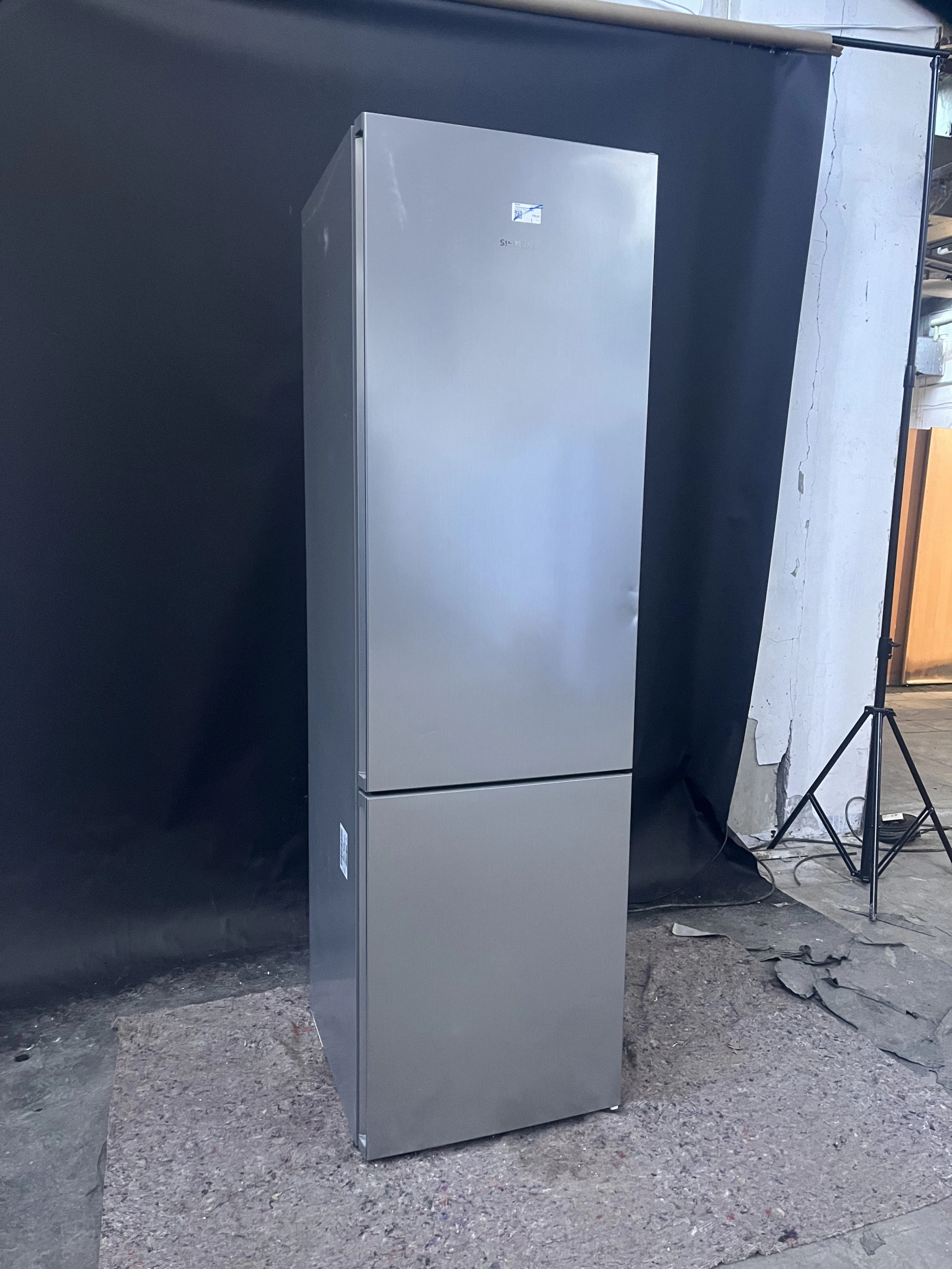 Хладилник с фризер Siemens KG39N2LCF, 203см, 363л. - Image 3